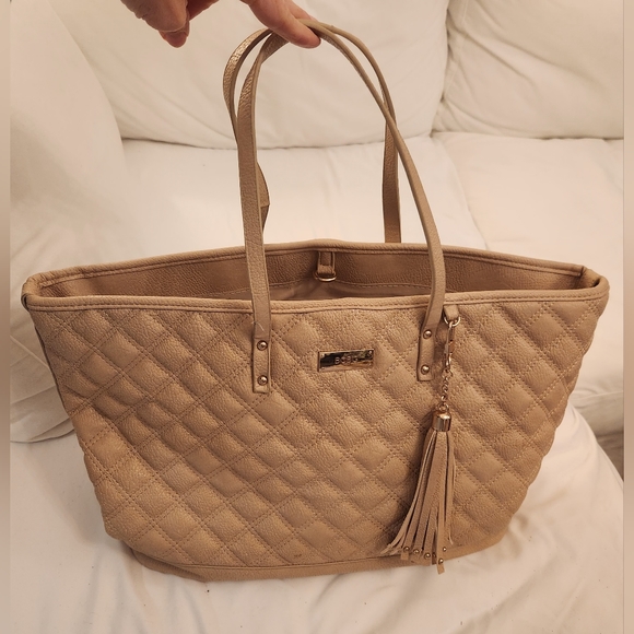 Tan BCBG Paris Tote Quilted Faux Leather with Detachable Tassle  Key Chain - Picture 5 of 14
